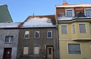 Reihenhaus kaufen in Zinnaer Vorstadt 27, 14913 Jüterbog, Renovierungsobjekt in Jüterbog – Reihenhaus mit Substanz