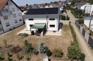 Haus kaufen in 72406 Bisingen, IDEAL FÜR PENDLER — Modernes EFH (BJ 2019) mit Terrasse, Garten, Doppelgarage & PV-Anlage