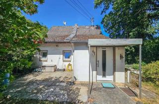 Haus kaufen in 53604 Bad Honnef, Handwerker aufgepasst! Kleines Wohnhaus auf großem Areal in Ortsrandlage bei Aegidienberg.