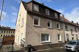 Haus kaufen in 66954 Pirmasens, Zweifamilienhaus mit Garage und Terrasse
