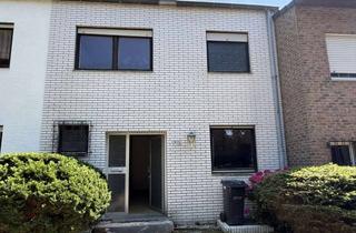 Villa kaufen in 52224 Stolberg, Scheibchenvilla mit Südgarten und Sanierungspotenzial in Stolberg-Vicht