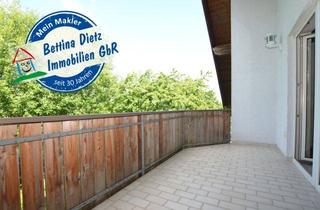 Wohnung mieten in 63654 Büdingen, DIETZ: Trendige 4 Zimmer-Dachgeschosswohnung im 2- Familienhaus mit Blick ins Grüne!