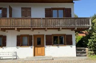 Haus mieten in 83700 Rottach-Egern, Doppelhaushälfte renoviert in Zetraler Lage
