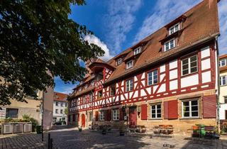 Wohnung kaufen in 90762 Fürth, HEGERICH: Charmante Denkmalgeschützte Fachwerkwohnung mit besonderem Charakter in der Altstadt-Fürth