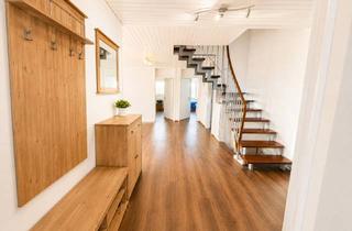 Wohnung kaufen in 73230 Kirchheim, Über den Dächern von Kirchheim: außergewöhnliche 5,5-Zimmer-Maisonettewohnung + große Dachterrasse