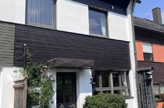 Haus kaufen in 91126 Schwabach, Gepflegtes und gut aufgeteiltes Reihenmittelhaus mit Garage - Wolkersdorf - Heizung neu 2024