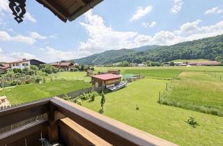 Wohnung kaufen in 83346 Bergen, Wohnen auf zwei Ebenen – Großzügige Maisonette-Wohnung mit beeindruckendem Bergblick