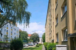 Wohnung kaufen in 12105 Berlin, Berlin - Helle 3-Zimmerwohnung in Top-Lage