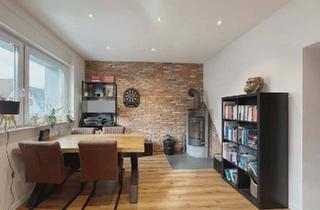 Wohnung kaufen in 45149 Essen, Essen - *Provisionsfrei* Kernsanierte Terrassenwohnung mit Garten