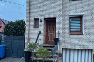 Haus kaufen in 27753 Delmenhorst, Delmenhorst - Reihenendhaus
