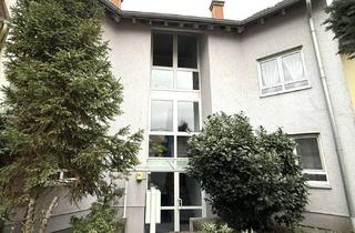 Wohnung kaufen in 76829 Landau, 2-Zimmer-Wohnjuwel mit Südbalkon & Stellplatz im grünen Norden von Landau