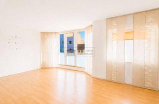 Wohnung kaufen in 50226 Frechen, Ihr neues Zuhause in Frechen - Lichtdurchflutete 3-Zimmer Wohnung mit Balkon