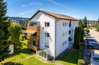 Wohnung kaufen in 88239 Wangen, Gepflegte 3-Zimmer-Wohnung mit verglastem Balkon in Primisweiler