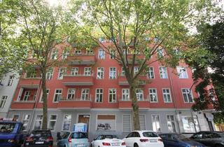 Wohnung kaufen in 10551 Berlin, Schöner wohnen, 2 Zi., Keller, Bad und Küche mit Fenster, Kaminanschluß
