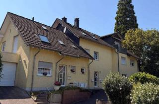 Wohnung kaufen in Heitemeyerweg 20, 53424 Remagen, Platz zum Entfalten: 2,5-Zimmer-Dachgeschosswohnung in Remagen
