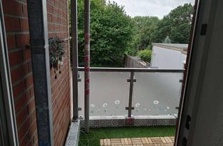 Wohnung kaufen in 24147 Elmschenhagen-Nord, Sonnige, gepflegte 2,5 Zimmer ETW