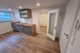 Wohnung mieten in Lutherstr. 11, 34117 Nord-Holland, Kompaktes 1,5-Zimmer-Apartment im Souterrain in Kassel-Mitte