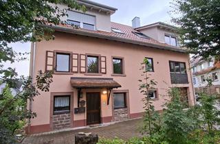 Wohnung mieten in Hauptstraße 46, 94374 Schwarzach, Wohnen mit Charakter: Vier-Zimmer-Dachgeschosswohnung in Schwarzach