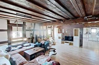 Wohnung mieten in Sachsbach 62, 91572 Bechhofen, Platz und Charakter: Wundervolle 5-Zimmer-Altbauwohnung mit 2 Etagen, EBK und 2 Bädern