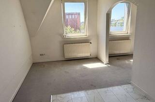 Wohnung mieten in Homberger Str. 37, 40882 Ratingen, Helle 1-Zimmer Dachgeschosswohnung in Ratingen!