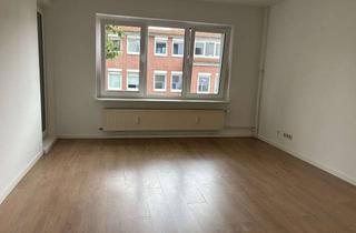 Wohnung mieten in Rosengarten 19 A, 22880 Wedel, Großzügig geschnittene 3,5-Zimmerwohnung mit Balkon und neuer Küche frei ab 15. September 2026