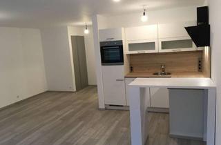 Wohnung mieten in Platanenweg 16, 53797 Lohmar, 1 Zi.-Wohnung: komplett saniert mit Balkon, EBK, Stellplatz