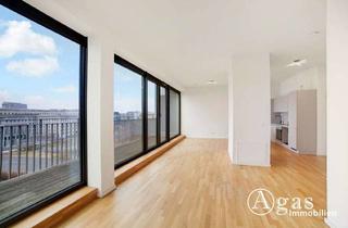 Wohnung mieten in Zimmerstraße 94, 10117 Mitte, Offen geschnittene 2 Zimmer Dachgeschosswohnung mit ca. 77m², EBK und Riesen-Balkon in Berlin-Mitte
