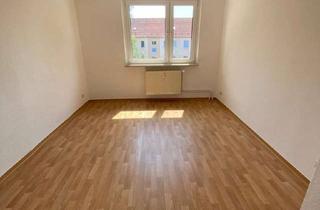 Wohnung mieten in Glückaufstraße 16, 06217 Merseburg, 3 Raum-Wohnung im Grünen