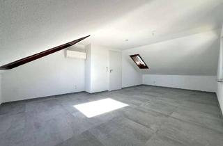 Wohnung mieten in 71229 Leonberg, Topsanierte 2-Zimmer-Dachgeschosswohnung mit Weitblick, Klimaanlage & Fußbodenheizung!