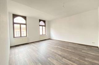 Wohnung mieten in Hünerdorfer Straße 101, 39590 Tangermünde, Neue Fußböden + frisch weiß gestrichen!