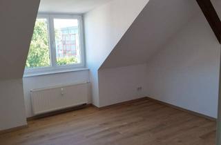 Wohnung mieten in Helene-Meier-Straße 17, 06844 Innenstadt, Lebendiges Stadtwohnen: Ruhige 3-Zimmer-DG-Wohnung in Dessau-Roßlau