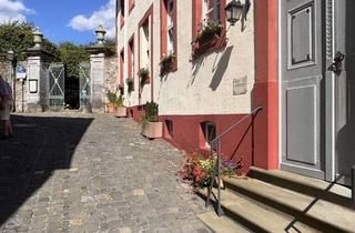 Wohnung mieten in Pfarrgasse, 35781 Weilburg, Charmantes 1-Zimmer-Apartment in Top-Lage von Weilburg mit Blick auf die Untere Orangerie