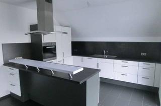 Wohnung mieten in 88471 Laupheim, Schöne 4,5-Raum-Dachgeschosswohnung befristet bis zum 31.10.2027 (oder kürzer) in Laupheim