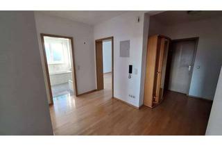 Wohnung mieten in Mehringer Straße 47c, 84489 Burghausen, Großzügige 3-Zimmer-Wohnung mit Balkon und Dachterrasse