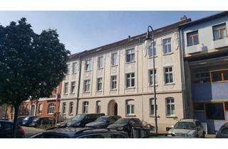 Wohnung mieten in Richard-Wagner-Str. 15, 06844 Innenstadt, **schöne geräumige 3-Raumwohnung m. Balkon * Tageslichtbad m. Wanne **