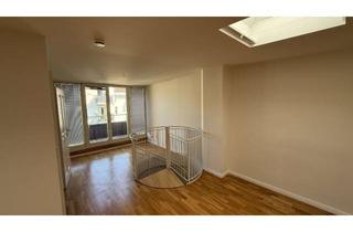 Wohnung mieten in Auguststraße 88, 10117 Mitte, Modernes Dachgeschoss in bester Mitte Lage