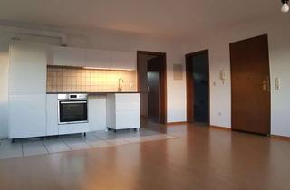 Wohnung mieten in 79539 Lörrach, Stilvolle, geräumige 2-Zimmer-Wohnung mit Terrasse, Garten und EBK in Lörrach