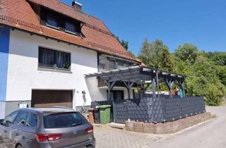 Doppelhaushälfte kaufen in 91224 Pommelsbrunn, Naturnah und idyllisch wohnen ...Modernisierte Doppelhaushälfte mit integrierter Garage ...