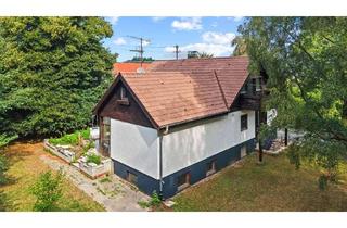 Haus kaufen in 88074 Meckenbeuren, Im Süden von Ravensburg- Renovierungsbedürftiges Wohnhaus mit weitläufigem Grundstück