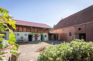 Haus kaufen in 38489 Jübar, Historischer Resthof mit ca. 2.356 m² Grundstück
