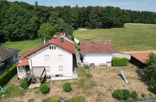 Haus kaufen in 93309 Kelheim, Gepflegtes Zweifamilienhaus mit großem Grundstück, Garten und moderner Ausstattung in Kelheim