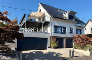 Haus kaufen in 56337 Kadenbach, Geräumiges Wohnhaus mit PV-Anlage in beliebter Lage
