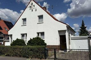 Einfamilienhaus kaufen in 37081 Göttingen, Einfamilienhaus mit großem Garten und zwei Garagen in zentrumsnaher Lage von Göttingen