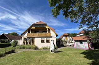Haus kaufen in 91617 Oberdachstetten, Mehrgenerationenhaus (3 WE) mit Garten und Doppelgarage in Oberdachstetten