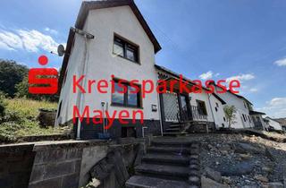 Einfamilienhaus kaufen in 56244 Maxsain, Handwerker aufgepasst: Einfamilienhaus mit viel Potenzial und Garten