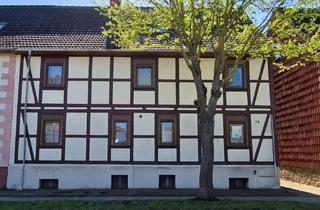 Haus kaufen in 38381 Jerxheim, Historischer Charme trifft Raumvielfalt - Reihenendhaus auf drei Ebenen