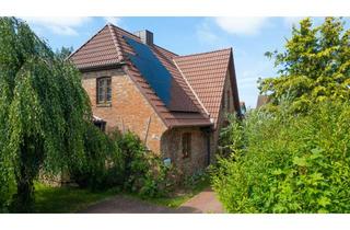 Haus kaufen in 25938 Oevenum, Großzügiges Wohnhaus mit zwei Wohneinheiten in ruhiger Lage