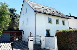 Haus kaufen in 82166 Gräfelfing, Flexibel nutzbares Ein- bis Zwei-Familien-Haus mit Garten in Gräfelfing / Lochham