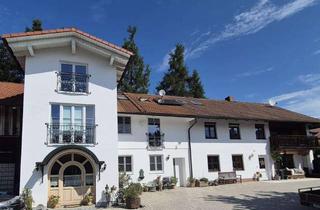 Haus kaufen in 85467 Neuching, Wohnen und Gewerbe / großzügiges Mehrgenerationenanwesen 1.580 qm mit Halle / Nahe München