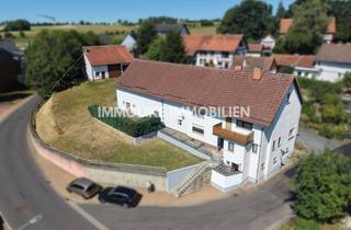 Einfamilienhaus kaufen in 36399 Freiensteinau, Einfamilienhaus mit Scheune und Garagenhalle in Freiensteinau